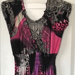 Dressed for woman in Arabesco. Multicolor. Size Xl